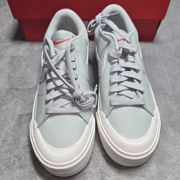 Nike Court Legacy Lift Platform Womens Size 6.5 Light Silver Sail Red DM7590-003 - Picture 2 of 6